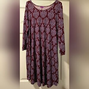 Chic Burgundy and White Patterned Long Sleeve Dress
